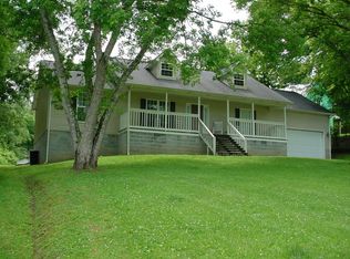 563 Indian Mountain Rd, Jellico, TN 37762