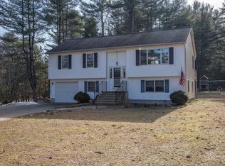 6 Pineview Dr, Monson, MA 01057