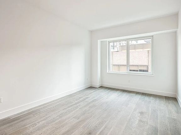 5th image of 10 Nevins St APT 5F