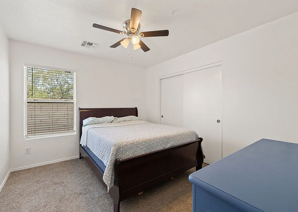 5840 E Tercel Dr