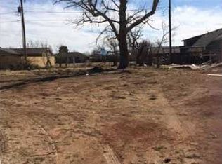 132 SW 8th St, Moore, OK 73160