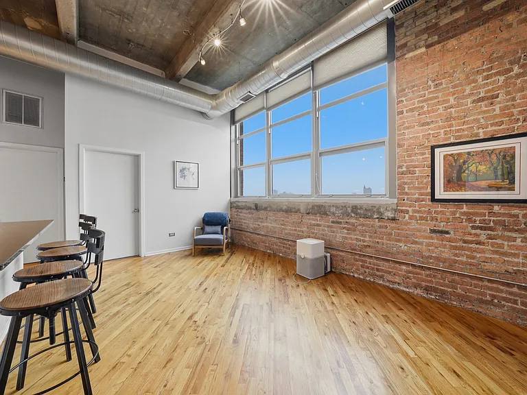 1735 N Paulina St #611 — Photo 21