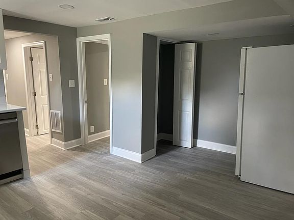 2nd image of 5013 Nantucket Rd #1BMT