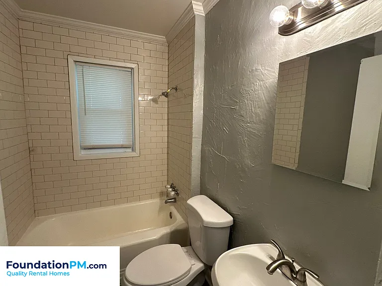 2100 Worthington Cir — Photo 14