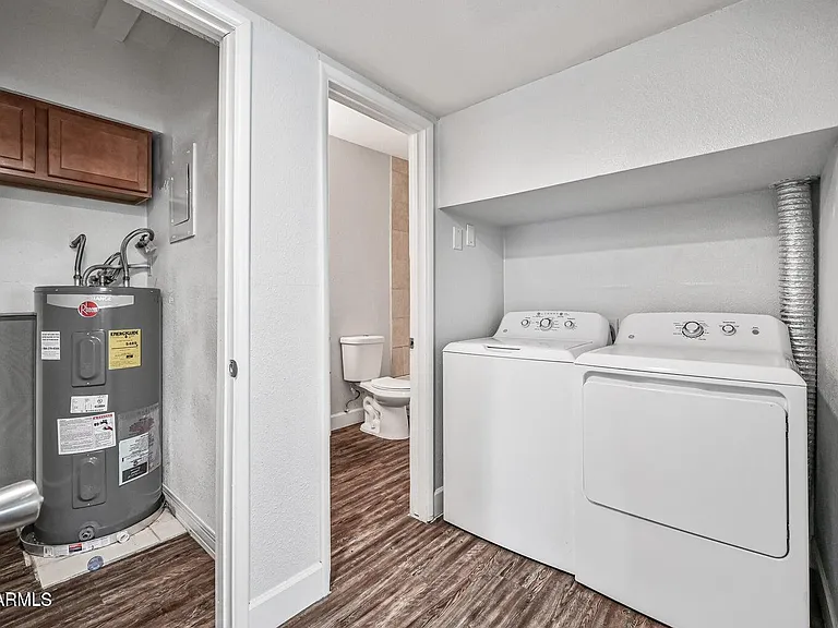 1518 W Colter St #5 — Photo 10