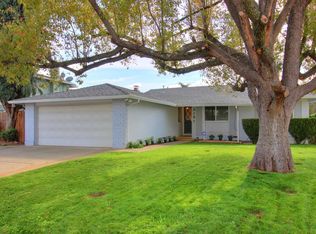 3151 Rosemont Dr, Sacramento, CA 95826