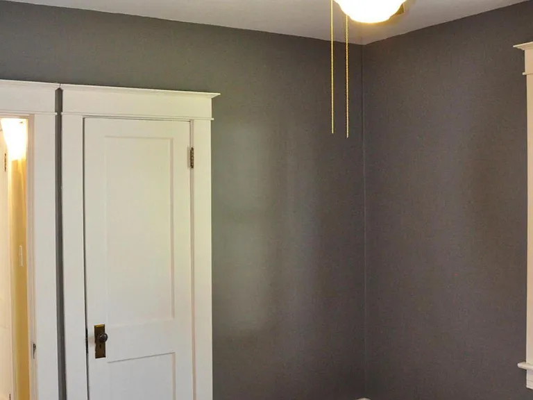 3829 Elmwood Ave — Photo 10