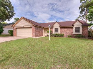 2018 Willowbend St, Conroe, TX 77301