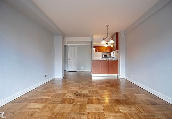 3rd image of 435 E 77th St APT 10C