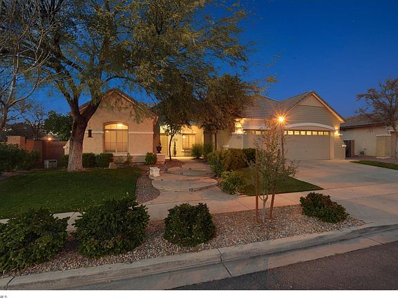 2nd image of 2144 E Canyon Pl