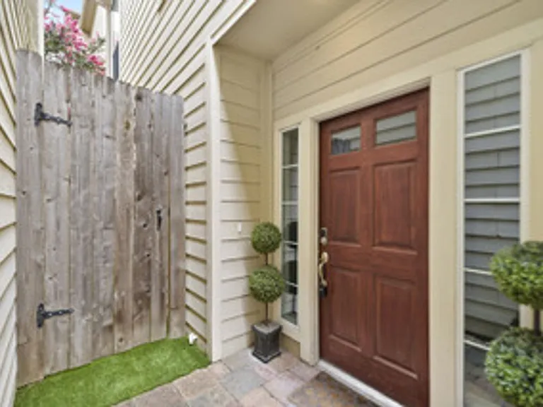 5954 Kansas St — Photo 30