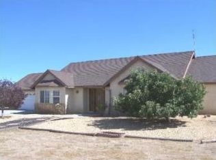 11019 Muscatel St, Oak Hills, CA 92344