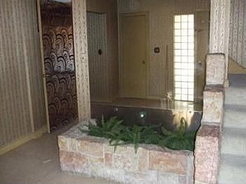 5th image of 3490 Barberry Ln