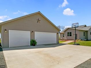 1951 County Road Cc, New Richmond, WI 54017
