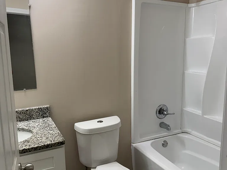 2219 Tiger Flowers Dr NW — Photo 8