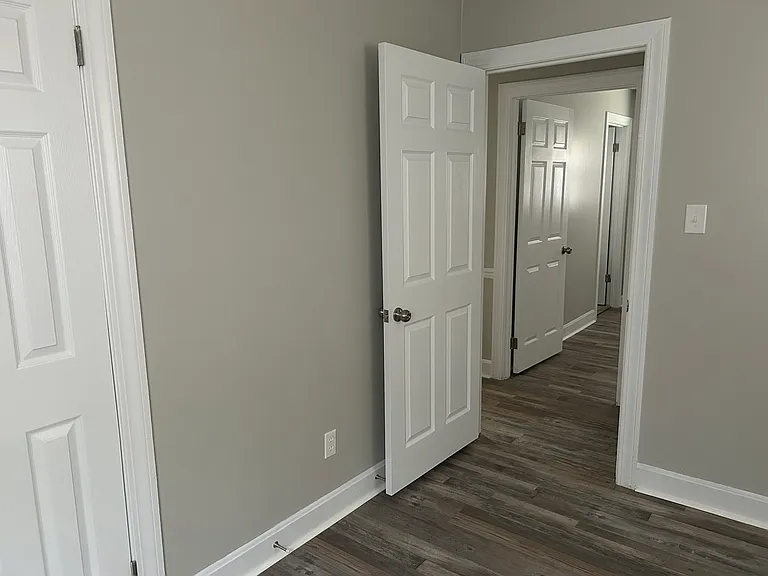 3517 Northern Hills Dr — Photo 13
