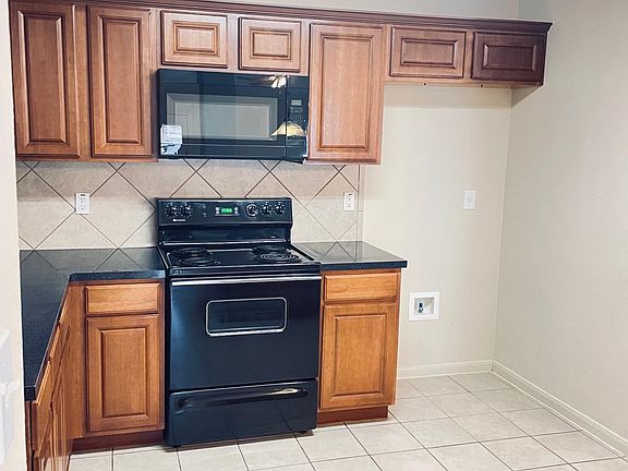 2nd image of 1410 Bergin Ct #B