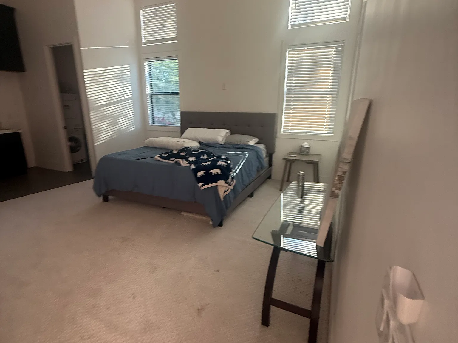 2 bed, $2,000 — Photo 4
