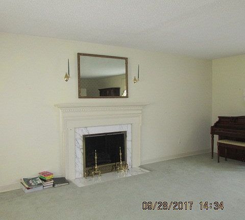 5th image of 110 Crestmont Dr