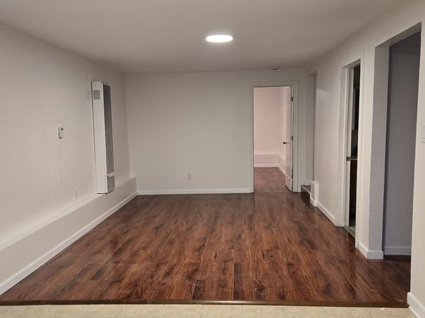 (undisclosed Address)