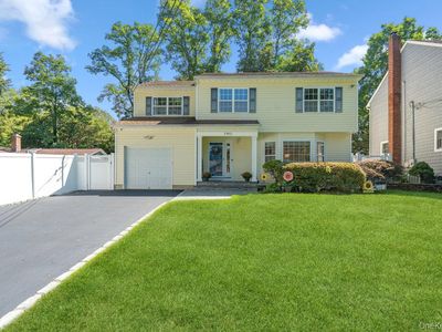 2 Brush Place, Huntington, NY, 11743