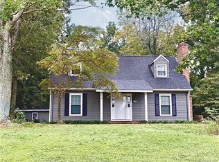 4577 Kings Ct, Hickory, NC 28602