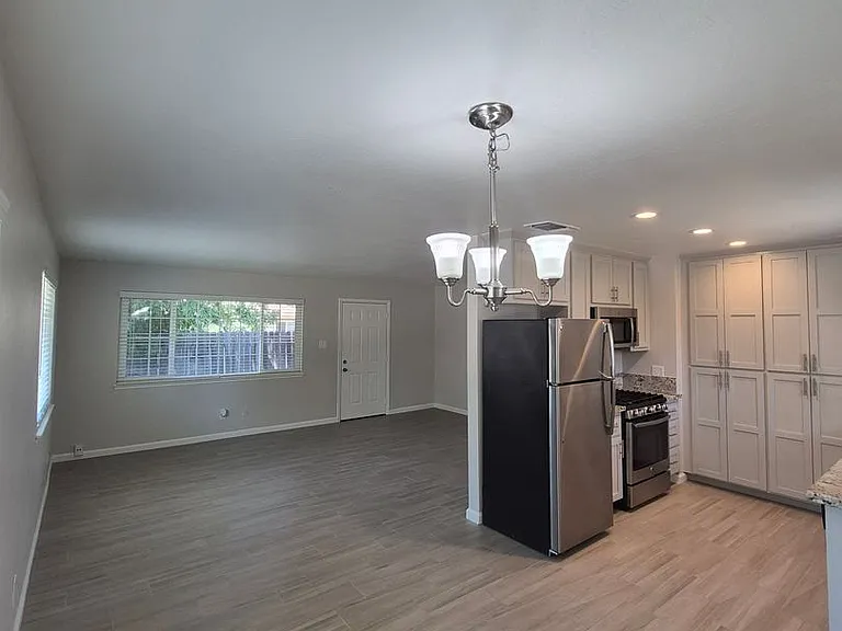 5100-5132 Alrene Ct #2116 — Photo 2