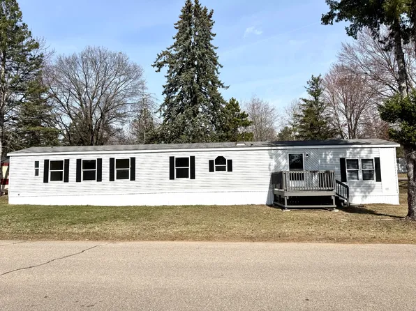 19 Pansy Ln, Altoona, WI 54720