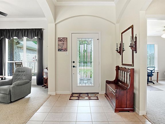 2nd image of 114 Bolivar Dr