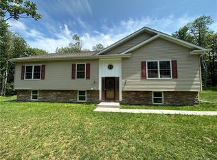 350 White Roe Lake Rd, Livingston Manor, NY 12758