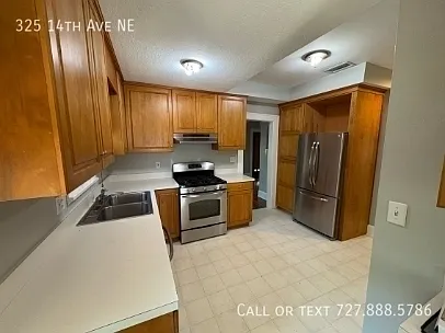 325 14th Ave NE — Photo 62