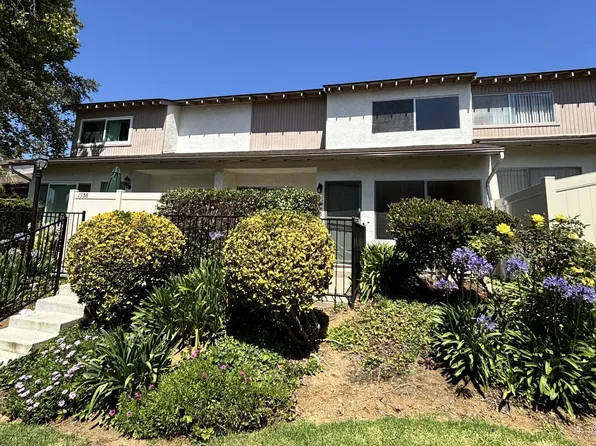 1360 Alessandro Dr, Thousand Oaks, CA 91320
