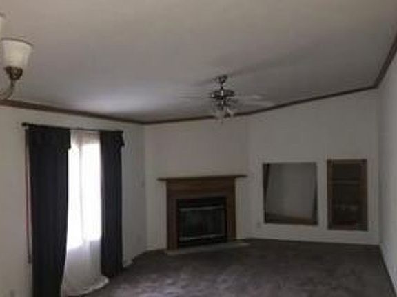 Additional Living Room