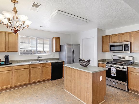 5th image of 8308 Casa Negra Ct NW