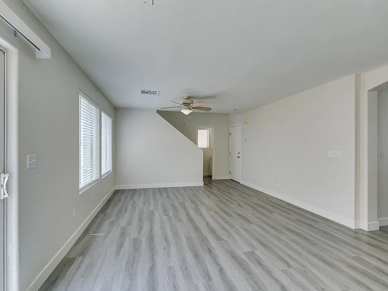 5011 Groveland Ave — Photo 5