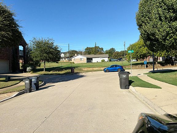 4th image of 9708 Gessner Dr