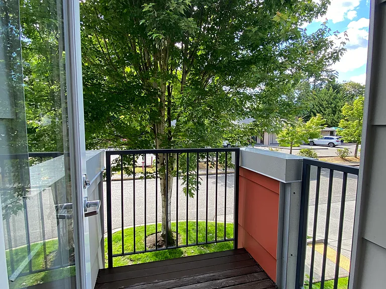 15107 NE 81st Way — Photo 12