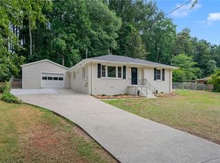 851 Daniell Dr SE, Smyrna, GA 30080