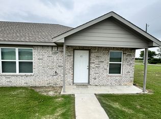 450 Derrs Chapel Rd, Italy, TX 76651
