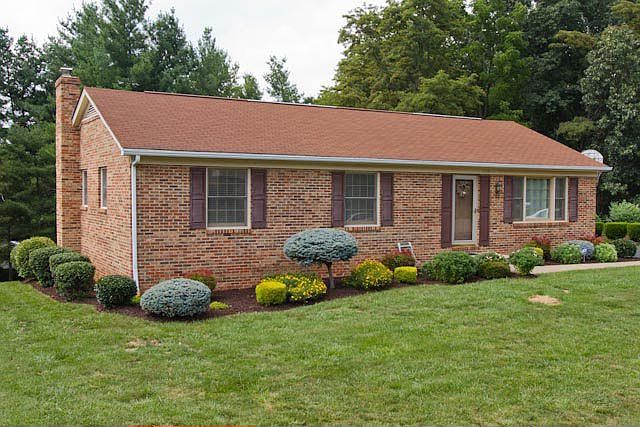 1st image of 1179 Portland Dr