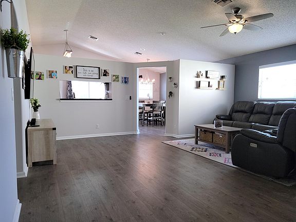 5th image of 5642 Kingsmill Court