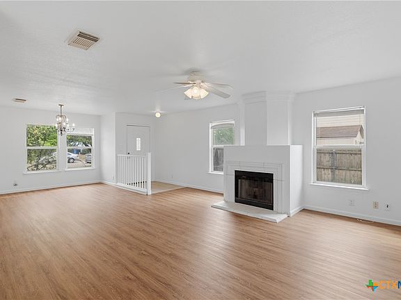 5th image of 3408 Quintana Trl