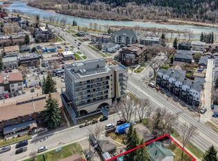 3432 SW 3rd Ave NW, Calgary, AB T2N0M3