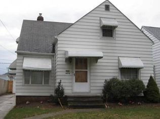 6074 W 54th St, Parma, OH 44129