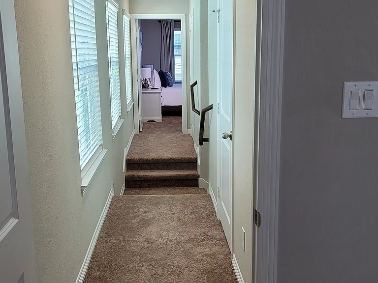 710 Lee Ave — Photo 29