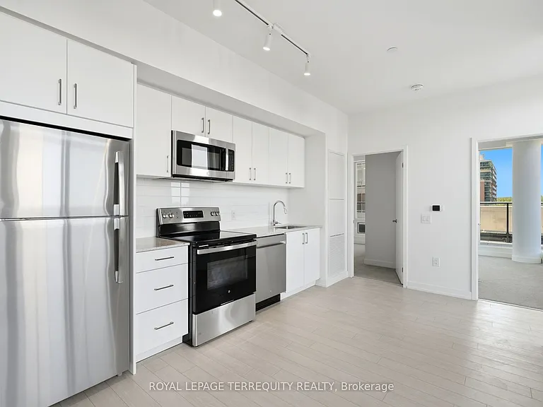 4010 Eglinton Ave W #712 — Photo 19