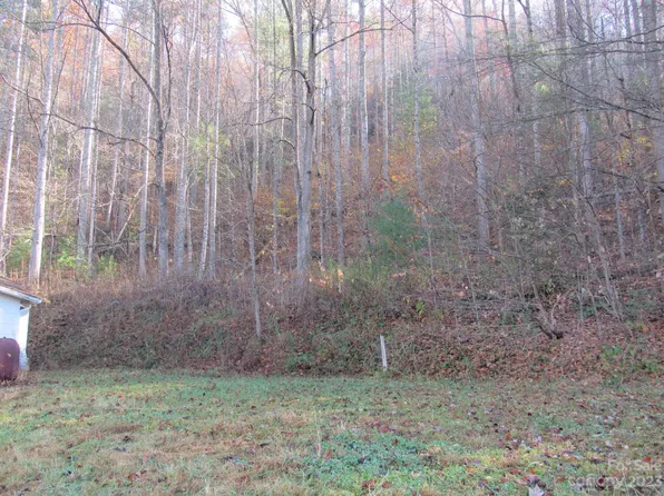 205 Dreaming Creek Rd, Sylva, NC 28779