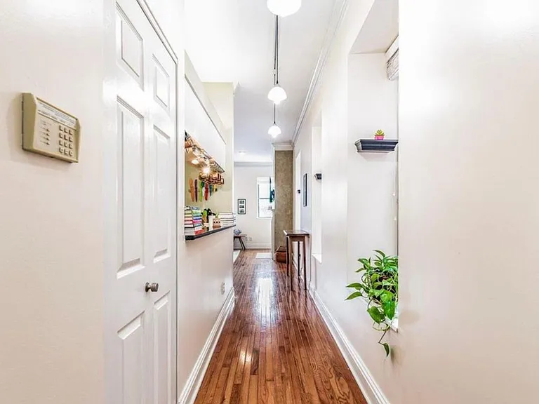 4496 Maryland Ave #1C — Photo 9