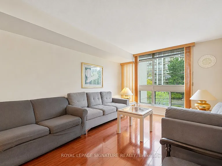 5 Kenneth Ave #205 — Photo 12