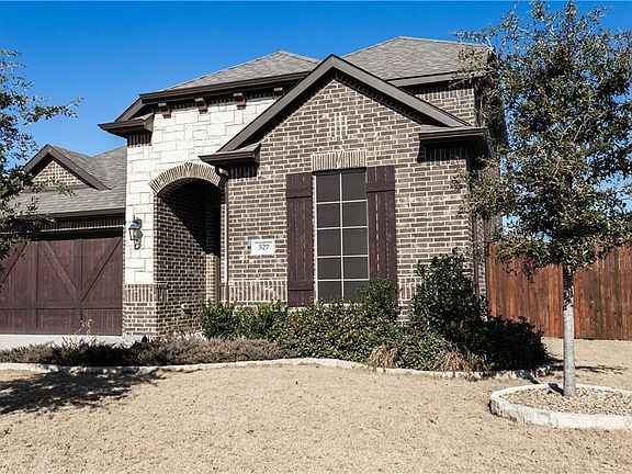 3rd image of 527 Sagebrush Ln